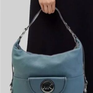 Blue Michael Kors Blue Pebble Women’s Leather Shoulder Bag
